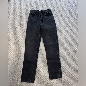 Abercrombie 90s Straight Ultra High Rise Jeans